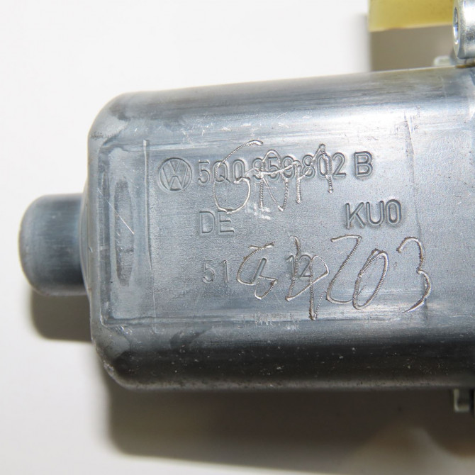 Mecanisme + moteur lève-glace avant droit occasion  5F4837462D 4