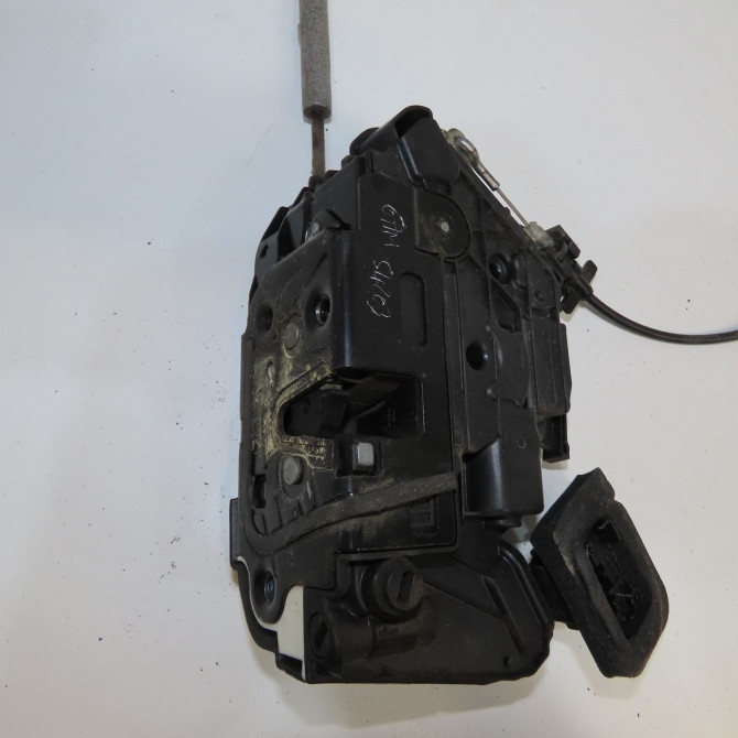 Serrure porte ard occasion  5K4839016AF 1