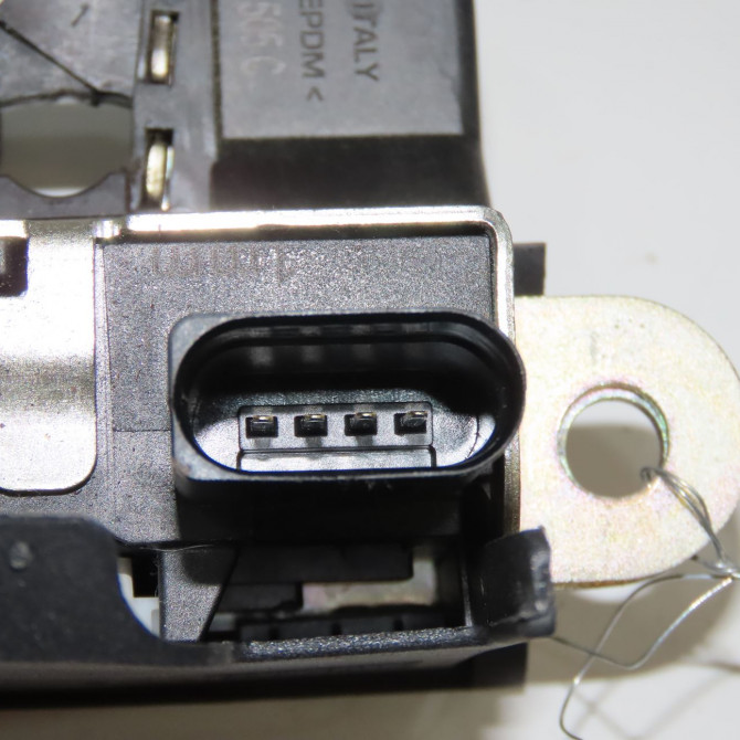 Serrure hayon occasion  5F4827505DVS9 3