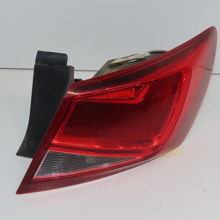 Feu arrière droit occasion  5F0945096D