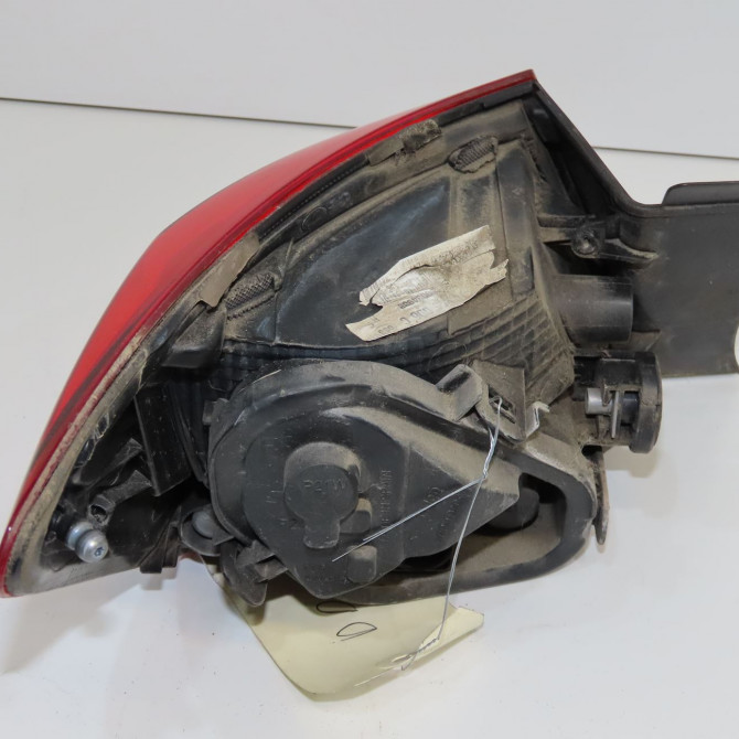 Feu arrière droit occasion  5F0945096D 2