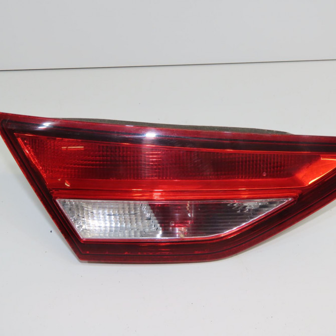 Feu arrière interieur gauche occasion  5F0945093L 1