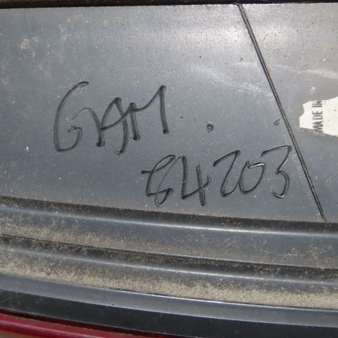 Feu arrière interieur gauche occasion  5F0945093L 4