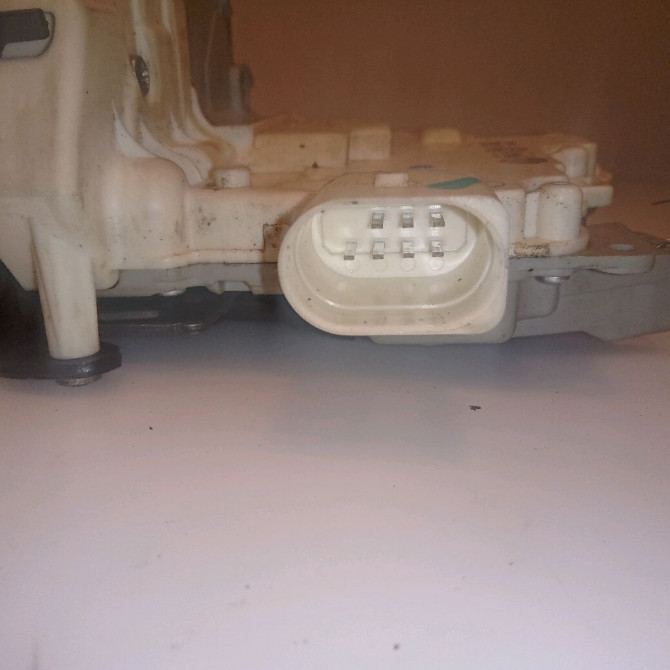 Serrure porte avd occasion AUDI A3 II Phase 2 06-2008->07-2012 4F1837016 3