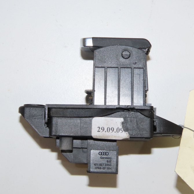 Interrupteur commande de frein a main occasion AUDI A6 III phase 2 10-2008->12-2010 2