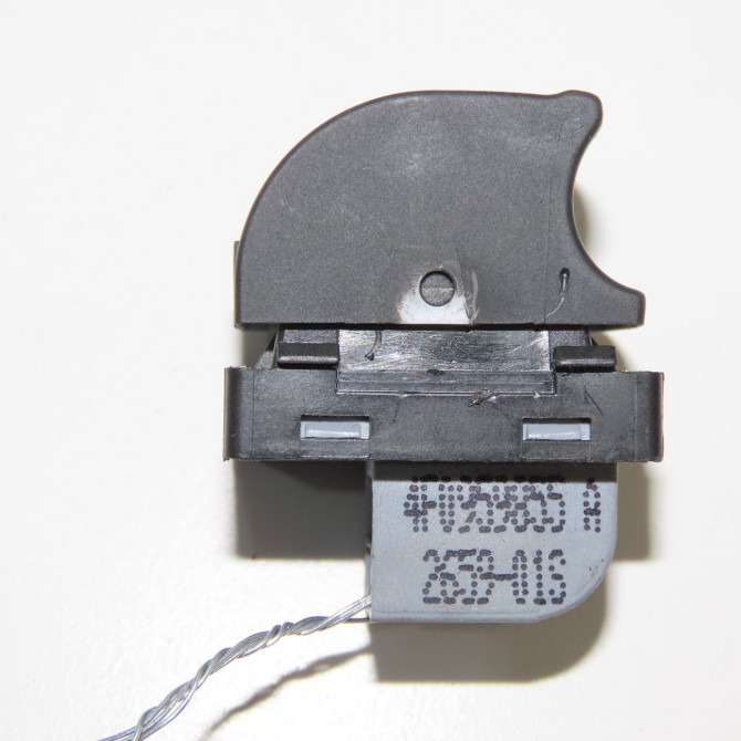 Commande lève-glace porte avant droite occasion AUDI A6 III phase 2 10-2008->12-2010 2