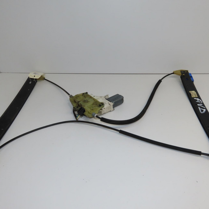 Mecanisme + moteur lève-glace avant droit occasion AUDI A6 III phase 2 10-2008->12-2010 4F0837462D 1