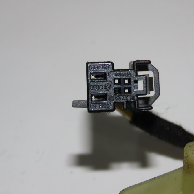 Mecanisme + moteur lève-glace avant droit occasion AUDI A6 III phase 2 10-2008->12-2010 4F0837462D 3