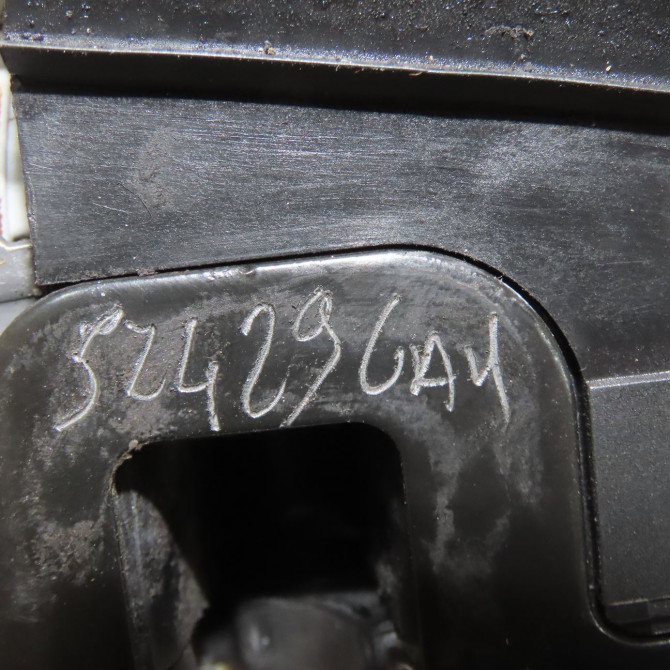 Serrure porte ard occasion AUDI A6 III phase 2 10-2008->12-2010 4F0839016A 5