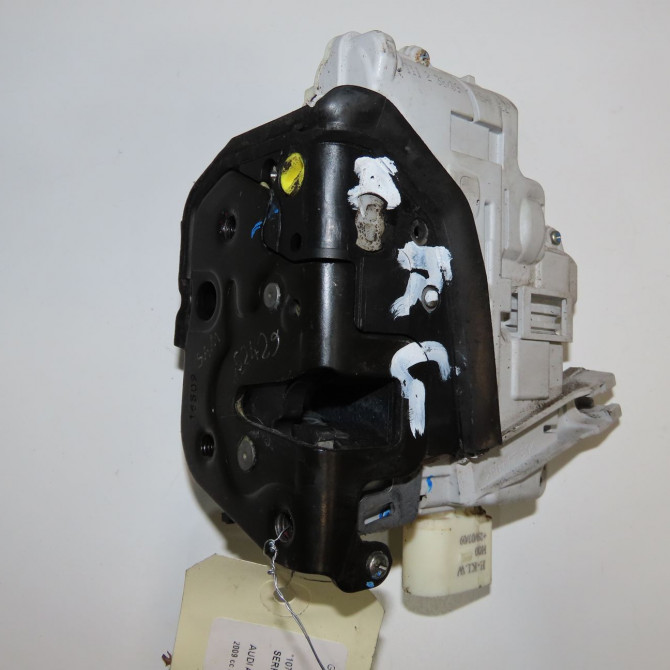 Serrure porte arg occasion AUDI A6 III phase 2 10-2008->12-2010 4F0839015A 1