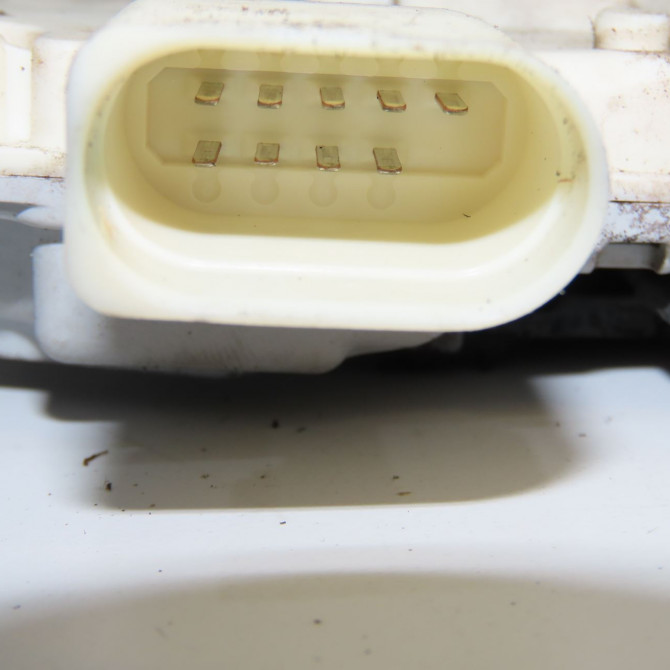 Serrure porte arg occasion AUDI A6 III phase 2 10-2008->12-2010 4F0839015A 3