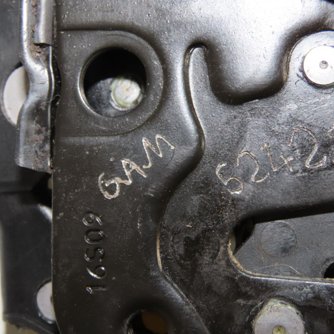 Serrure porte arg occasion AUDI A6 III phase 2 10-2008->12-2010 4F0839015A 5