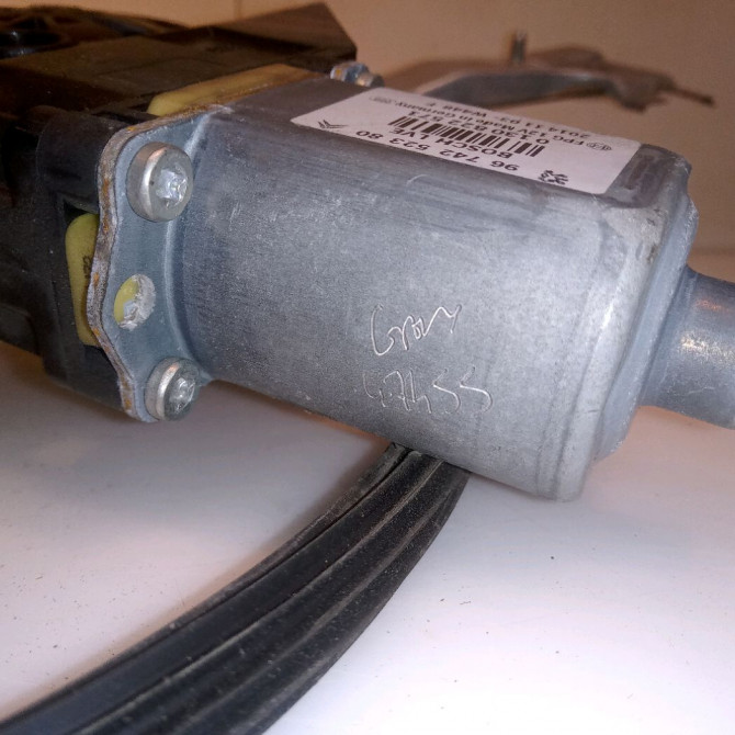 Mecanisme+moteur leve-glace avg occasion CITROEN C4 CACTUS Phase 1 02-2014->... 1.6 BlueHDI 100ch FAP 9810287780 3