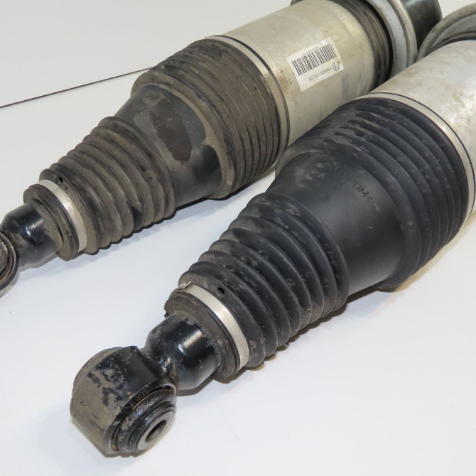 Amortisseur arrière droit occasion JAGUAR XJ III C2C41343 2