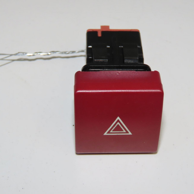 Bouton de warning occasion PEUGEOT PARTNER II Phase 3 04-2015->... 1.6 BlueHDI 100ch 6990L2 1