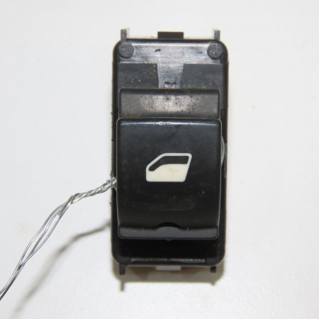 Commande lève-glace porte avant gauche occasion PEUGEOT PARTNER II Phase 3 04-2015->... 1.6 BlueHDI 100ch 98016307ZD