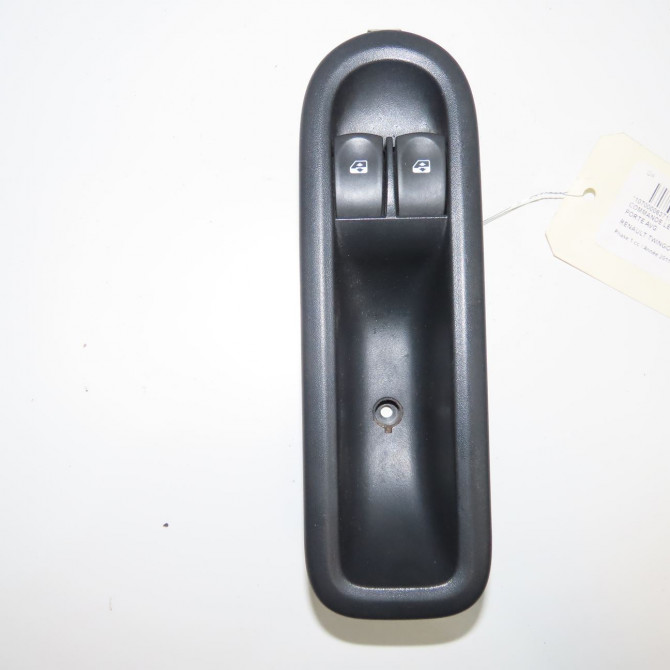 Commande lève-glace porte avant gauche occasion RENAULT TWINGO II Phase 1 06-2007->11-2011 1.2i 16v 75ch 8200214939 1