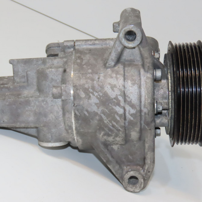 Compresseur air conditionne occasion DACIA DUSTER Phase 2 09-2013->... 926003541R 3