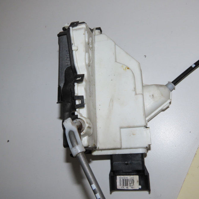 Serrure porte avd occasion  9819038480 2