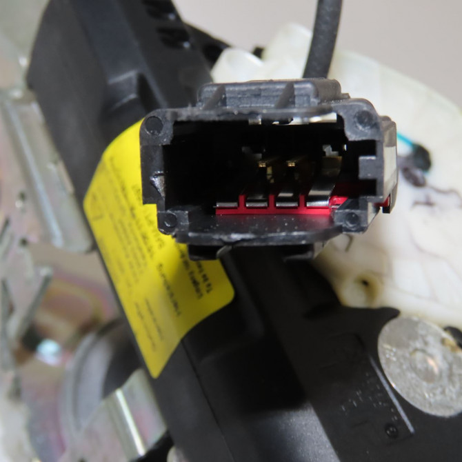 Ceinture avant droite occasion RENAULT CLIO III Phase 2 03-2009->12-2014 1.2i 16v 75ch 8200838217 5