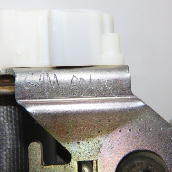 Ceinture avant droite occasion RENAULT CLIO III Phase 2 03-2009->12-2014 1.2i 16v 75ch 8200838217 6