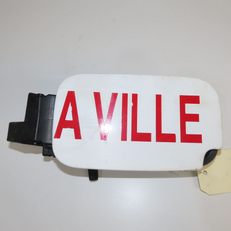 Volet de trappe carburant occasion PEUGEOT PARTNER II Phase 3 04-2015->... 1.6 BlueHDI 100ch 1679984080