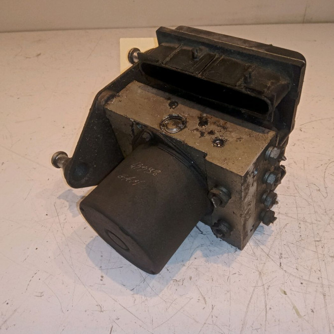 Unité hydraulique ABS occasion MERCEDES VITO II Phase 1 10-2003->09-2010 115 CDI 150ch 2