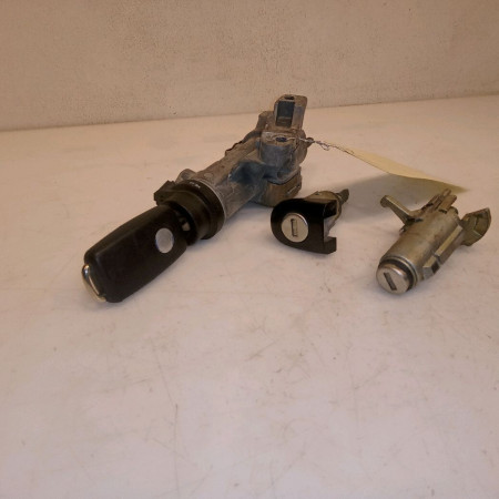 Kit serrures + antivol occasion VOLKSWAGEN POLO IV Phase 2 05-2005->09-2009 1.2 65ch