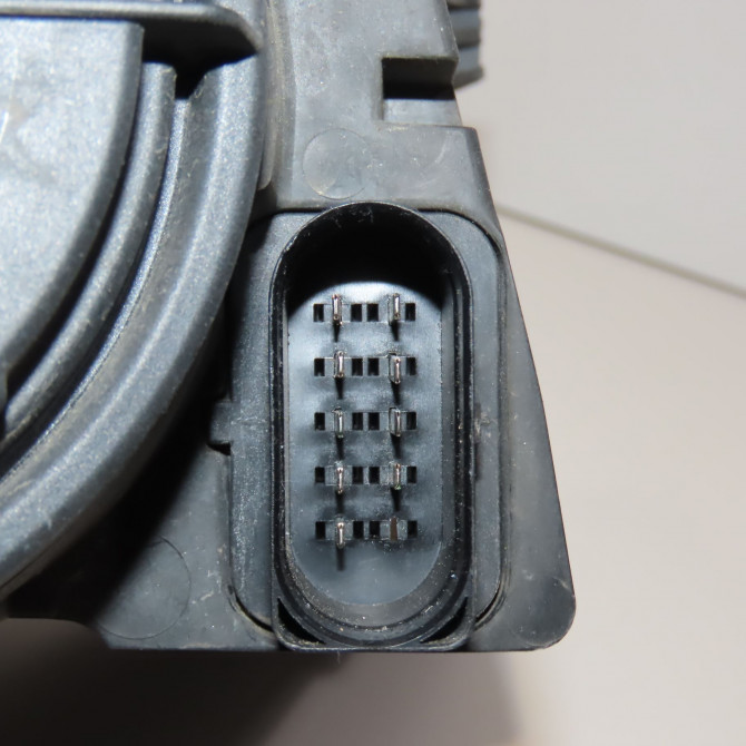 Phare gauche occasion VOLKSWAGEN POLO IV Phase 2 05-2005->09-2009 1.4 TDI 70ch 6Q1941007AT 3