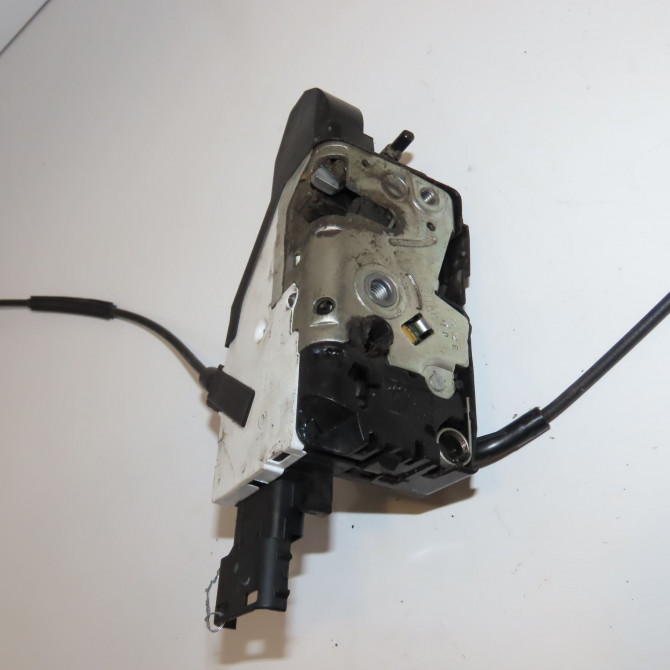 Serrure porte avd occasion CITROEN C3 PICASSO Phase 1 02-2009->08-2012 1.6 HDi 90ch 9136FH 1