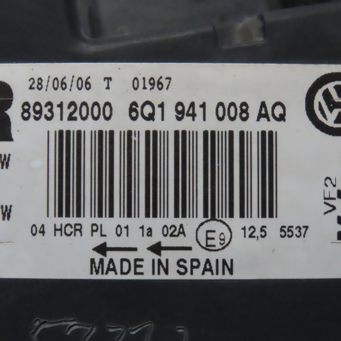 Phare droit occasion VOLKSWAGEN POLO IV Phase 2 05-2005->09-2009 1.4 TDI 70ch 6Q1941008AT 4
