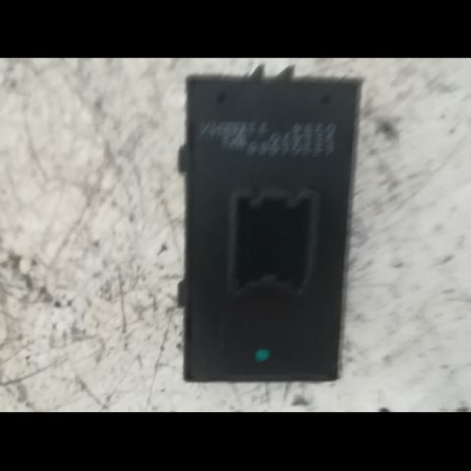 Commande leve-glace porte arrière gauche occasion OPEL MERIVA II Phase 1 09-2010->03-2014 13301889 2