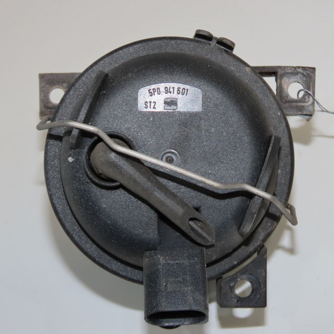 Phare antibrouillard avant gauche occasion SEAT IBIZA III Phase 2 03-2006->06-2009 1.4 16v 85ch 5P0941703 2