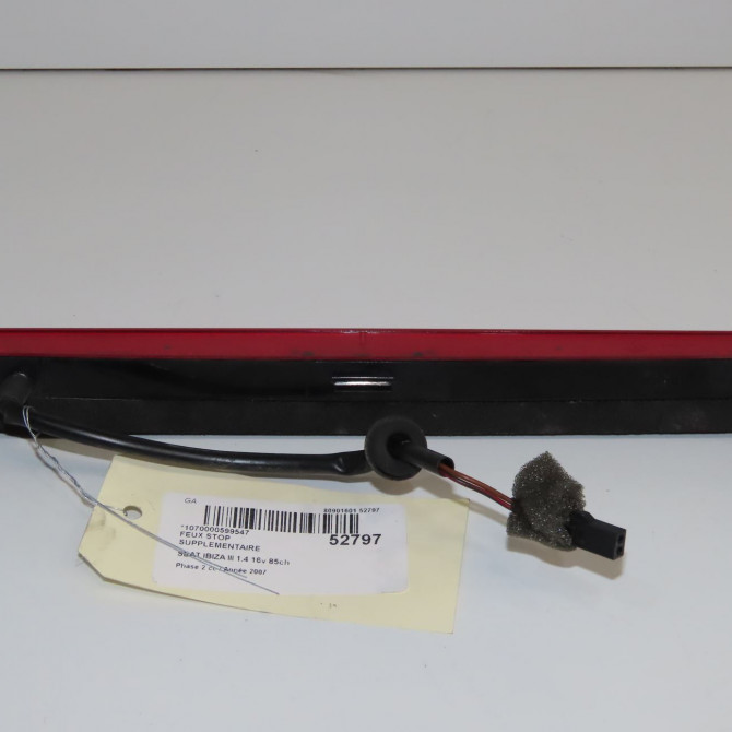 Feux stop supplementaire occasion SEAT IBIZA III Phase 2 03-2006->06-2009 1.4 16v 85ch 6L6945097E 2