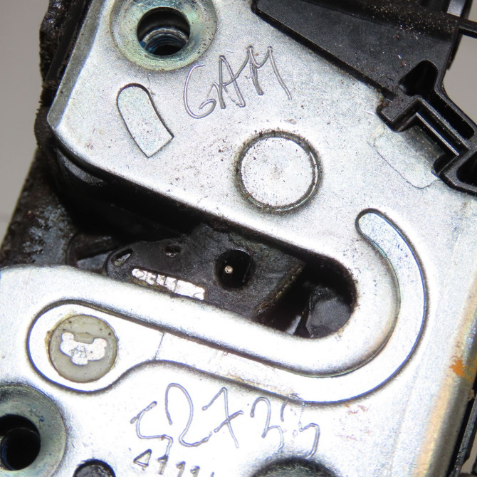 Serrure porte ard occasion NISSAN QASHQAI I Phase 2 03-2010->04-2014 1.6 DCI 130ch 82500EY11D 6