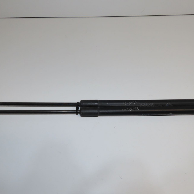 Verin droit hayon occasion NISSAN QASHQAI I Phase 2 03-2010->04-2014 1.6 DCI 130ch 90450EY10A 1