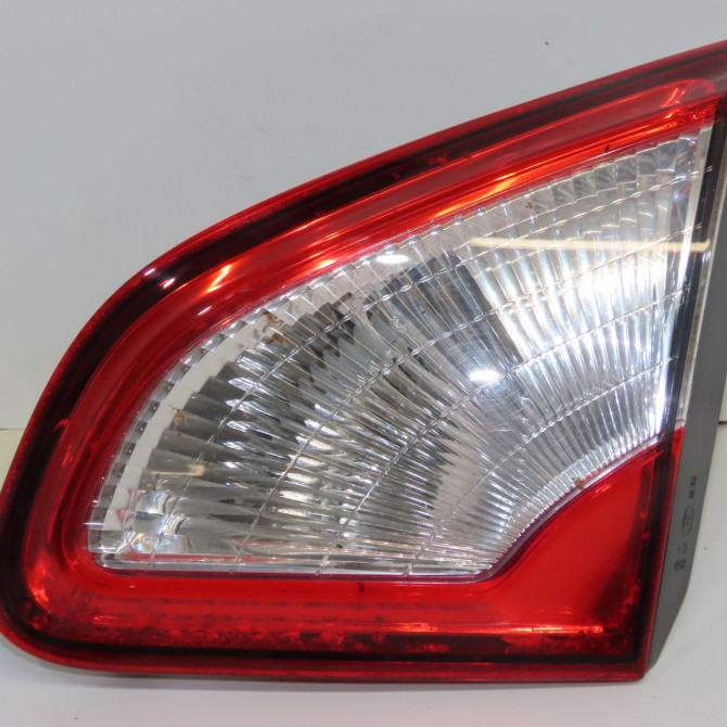 Feu arrière intérieur droit occasion NISSAN QASHQAI I Phase 2 03-2010->04-2014 1.6 DCI 130ch 26554BR01A 1