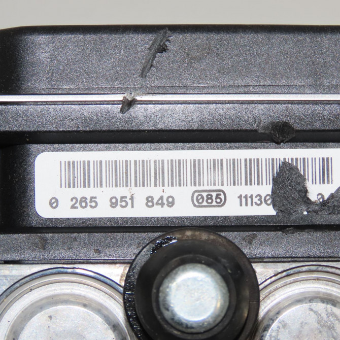 Unité hydraulique ABS occasion NISSAN QASHQAI I Phase 2 03-2010->04-2014 1.6 DCI 130ch 47660BB61A 4