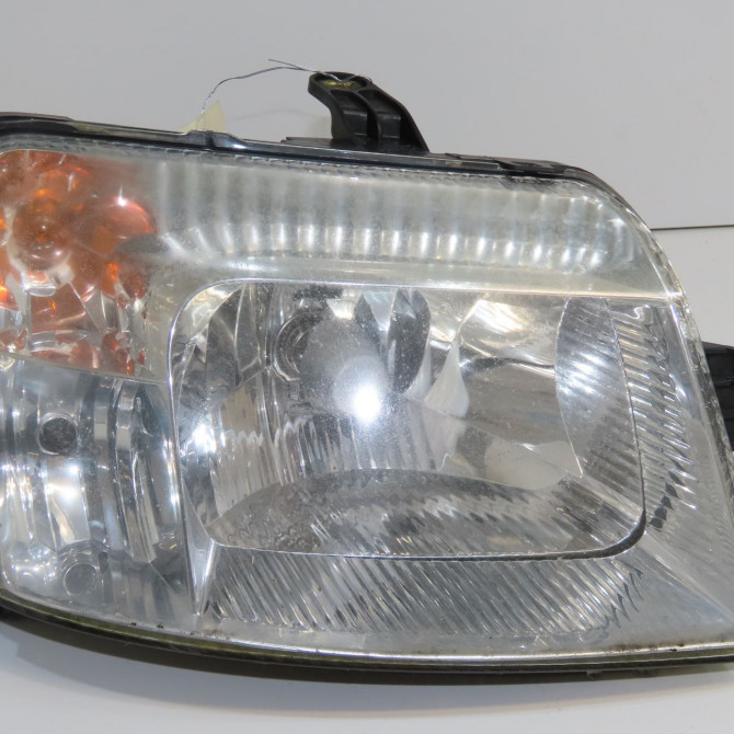 Phare droit occasion FIAT PANDA II Phase 1 09-2003->12-2012 1.2i 60ch 51867675 1