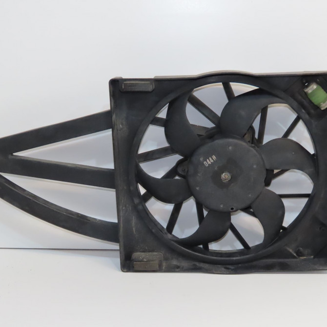 Ventilateur de refroidissement occasion FIAT PANDA II Phase 1 09-2003->12-2012 1.2i 60ch 51829971 1