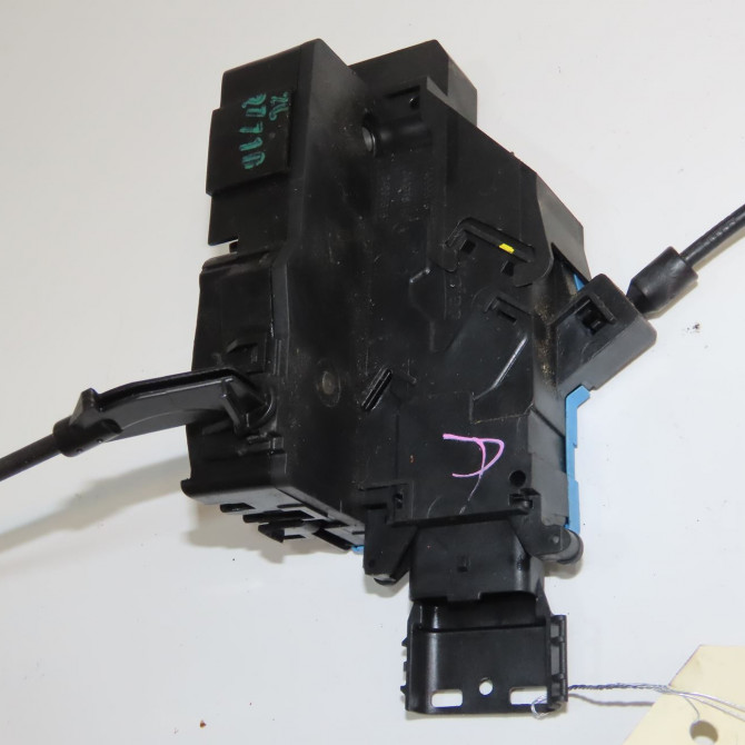 Serrure porte ard occasion CITROEN C3 PICASSO Phase 1 02-2009->08-2012 1.6 HDi 90ch 9810209180 2