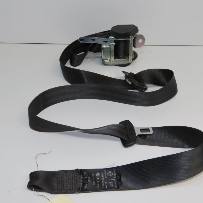 Ceinture avant gauche occasion VOLKSWAGEN POLO IV Phase 2 05-2005->09-2009 1.4 TDI 70ch 6Q3857705LRAA 1