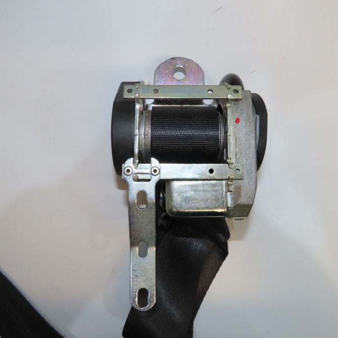 Ceinture avant gauche occasion VOLKSWAGEN POLO IV Phase 2 05-2005->09-2009 1.4 TDI 70ch 6Q3857705LRAA 2