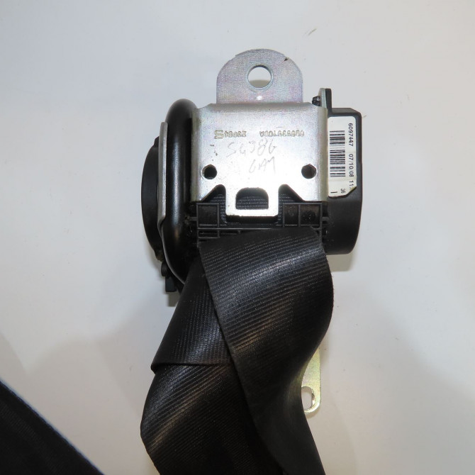 Ceinture avant gauche occasion VOLKSWAGEN POLO IV Phase 2 05-2005->09-2009 1.4 TDI 70ch 6Q3857705LRAA 3