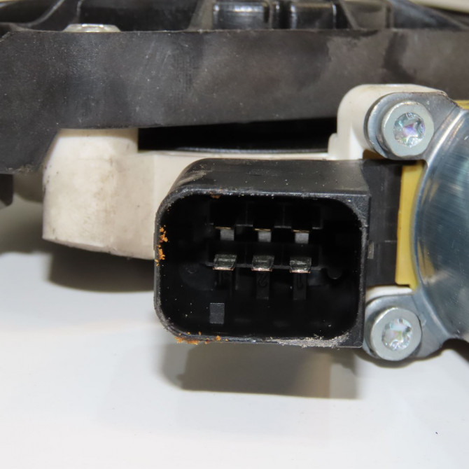 Mecanisme+moteur leve-glace avg occasion MERCEDES VITO II Phase 1 10-2003->09-2010 109 CDI 88ch 6397200446 5