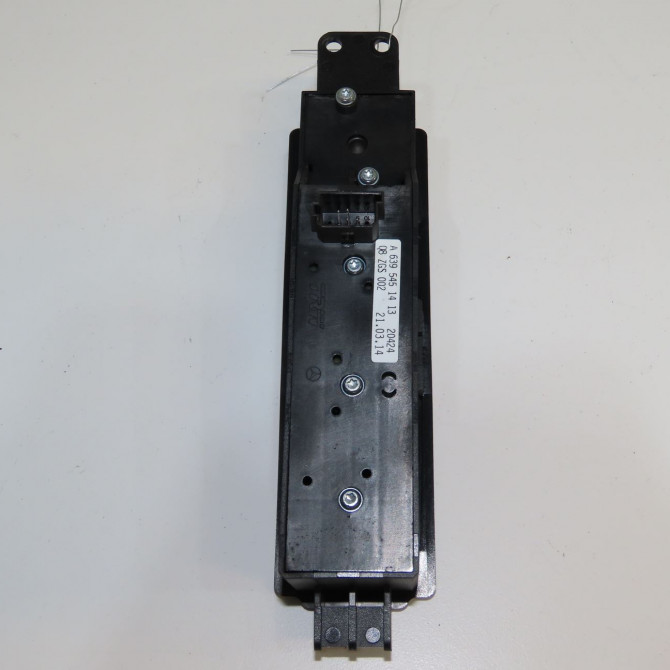Commande lève-glace porte avant droite occasion MERCEDES VITO II Phase 1 10-2003->09-2010 109 CDI 88ch 6395451413 2