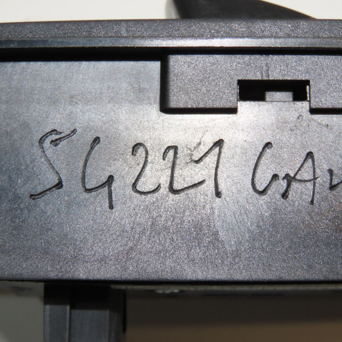 Commande lève-glace porte avant droite occasion MERCEDES VITO II Phase 1 10-2003->09-2010 109 CDI 88ch 6395451413 4