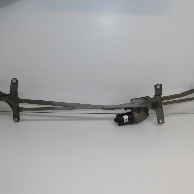 Moteur essuie-glace avant occasion MERCEDES VITO II Phase 1 10-2003->09-2010 109 CDI 88ch 6398200140 1