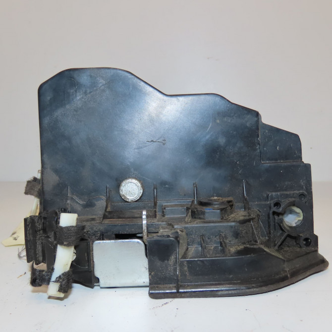 Serrure porte avg occasion B.M.W. SERIE 1 II Phase 1 08-2011->06-2015 116D 116ch 51217229461 3