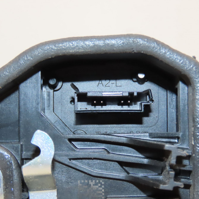 Serrure porte avg occasion B.M.W. SERIE 1 II Phase 1 08-2011->06-2015 116D 116ch 51217229461 4